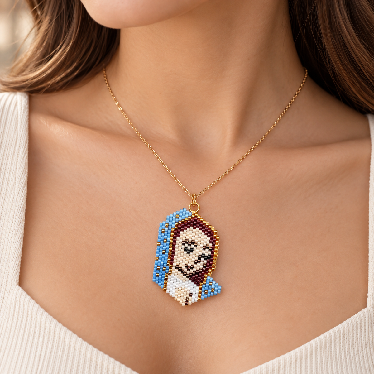 Collar Virgen Maria auxiliadora
