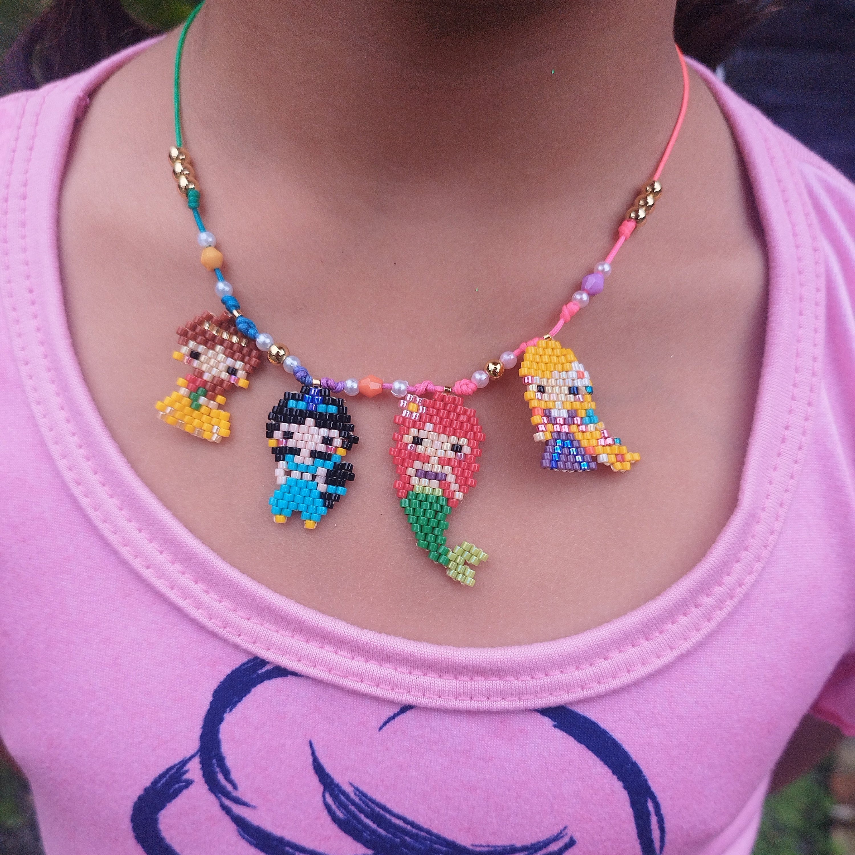 Collar princesas niñas