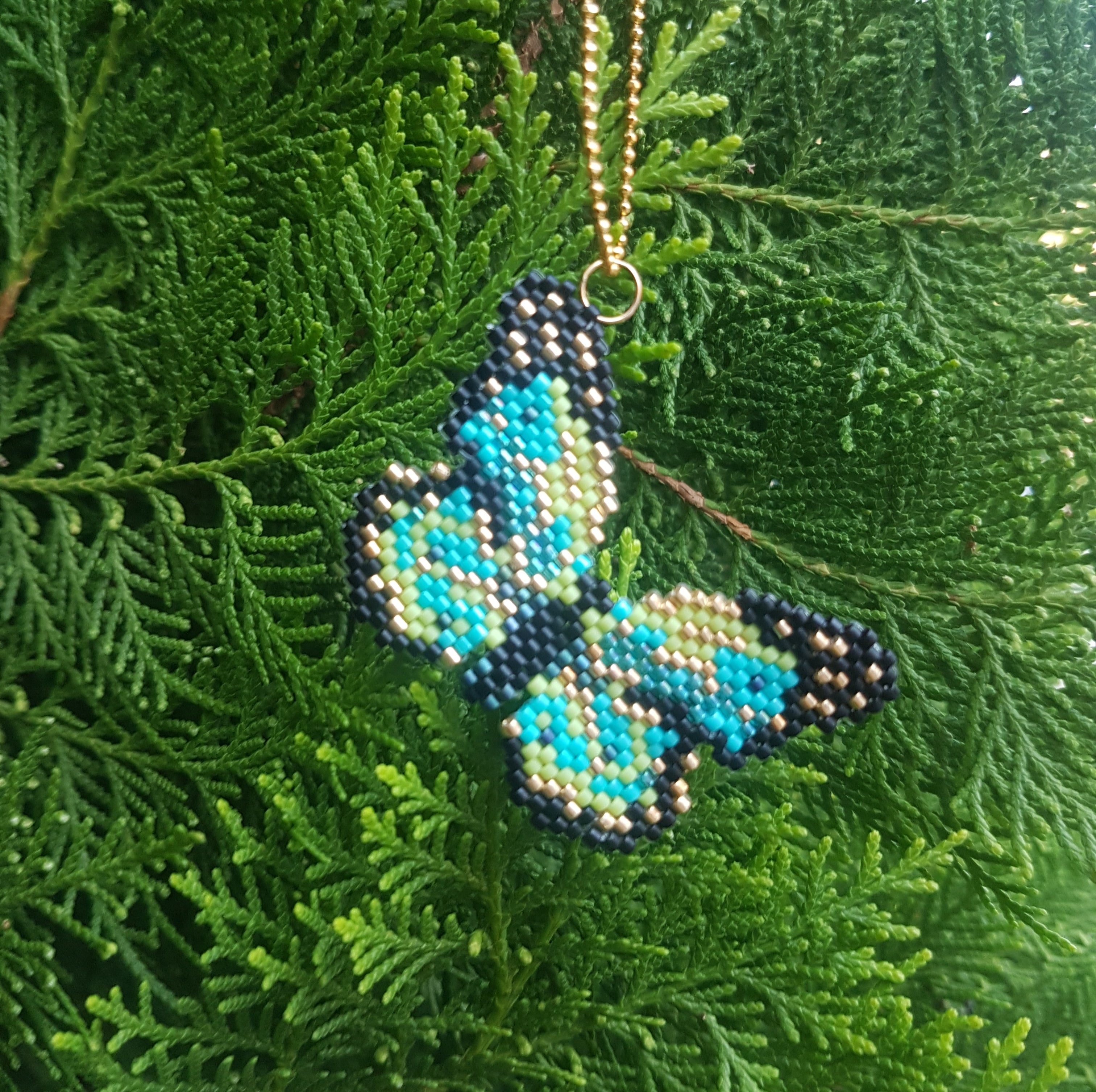 Collar mariposa real