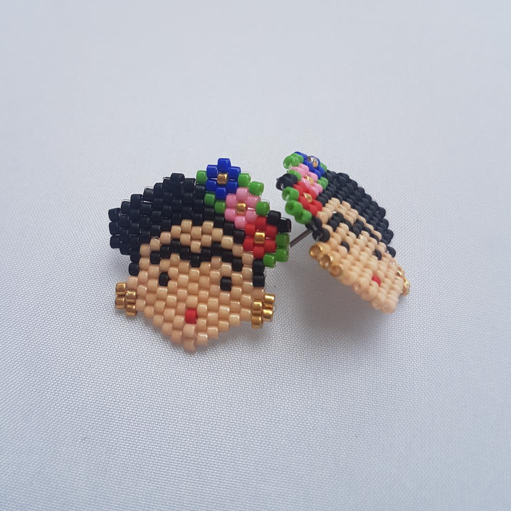 Aretes carita de frida