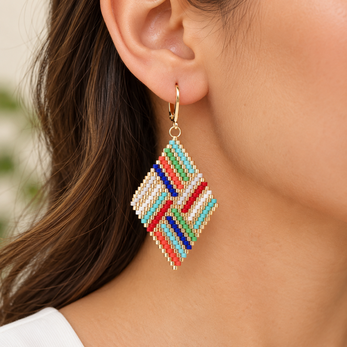 Aretes rombos rayados
