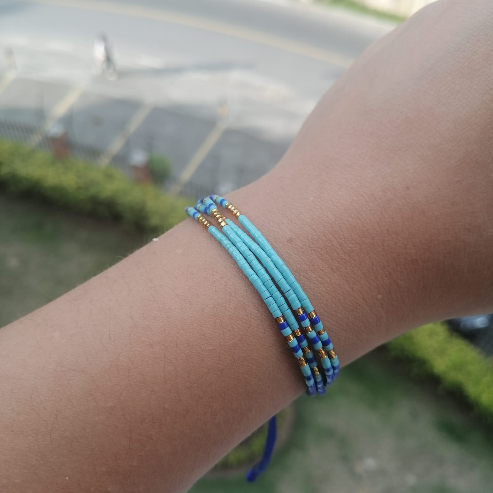 Pulsera 4 filas azul claro