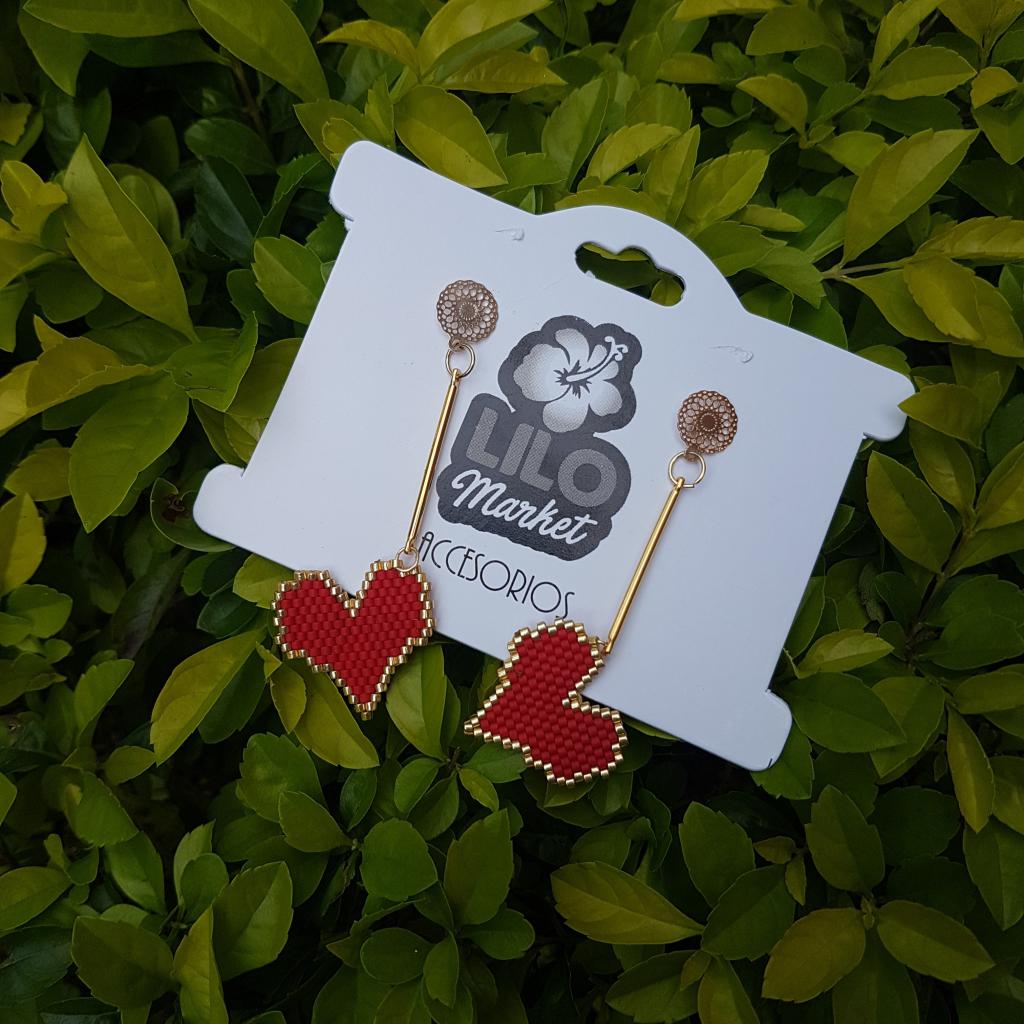 Aretes corazones largos